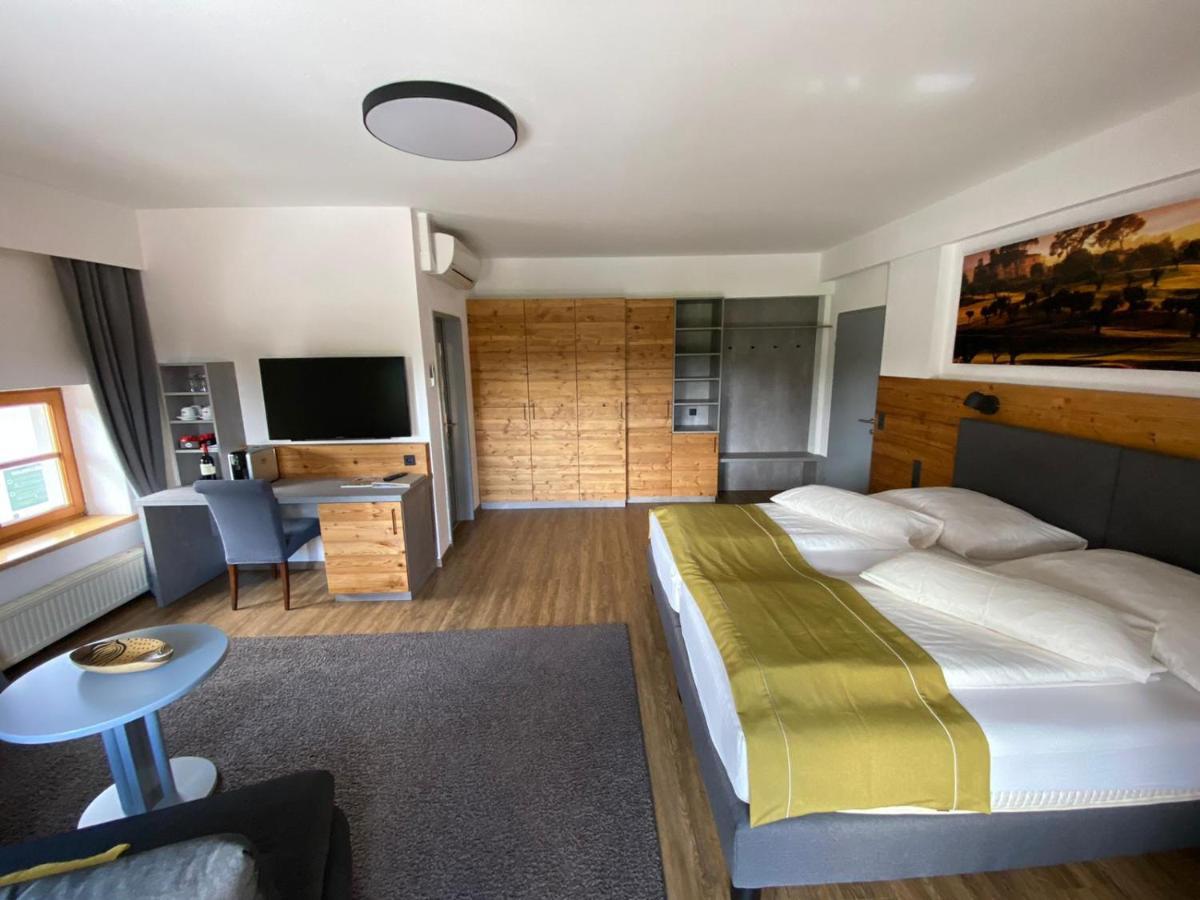 Og'S Golf Lodge Kematen an der Krems エクステリア 写真
